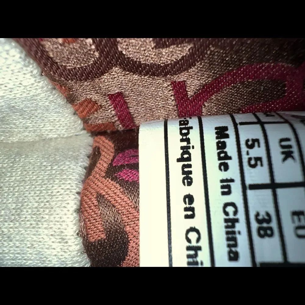 UGG Button Boots LOGO lined - Picture 8 of 9